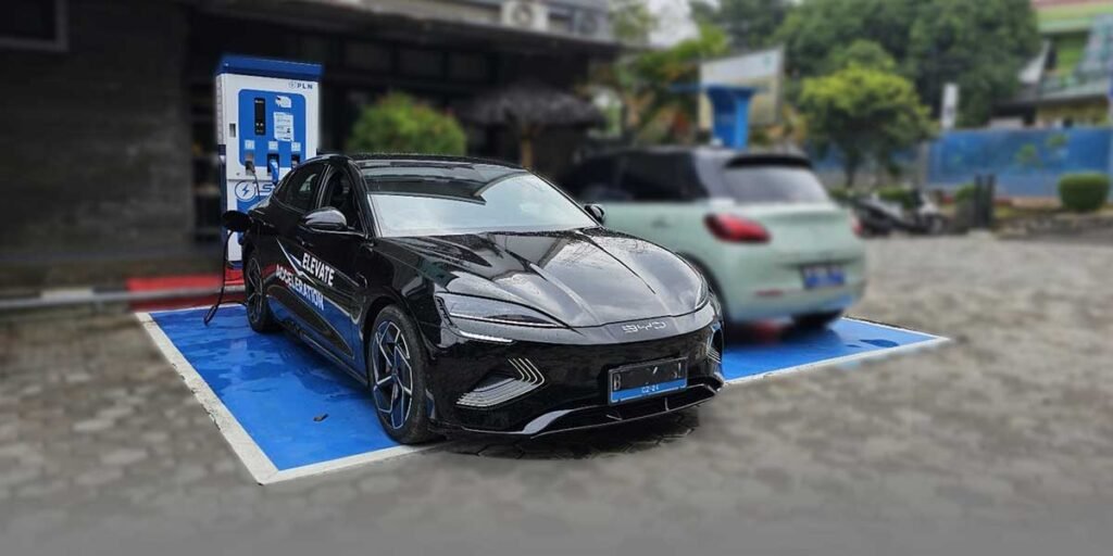 Panduan Aman Merawat Baterai Mobil Listrik di Iklim Tropis